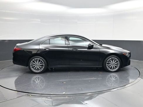 Used 2024 Mercedes-Benz CLA 250 image 2