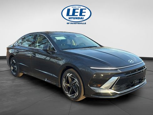 New 2026 Hyundai Sonata SEL FWD image 1