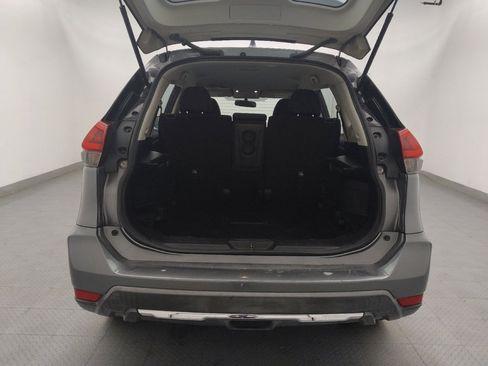 Used 2018 Nissan Rogue S AWD/4WD image 29