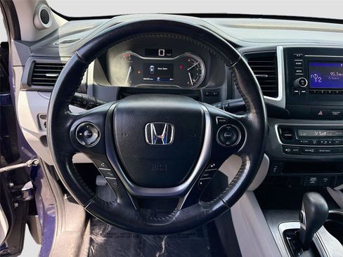 Used 2019 Honda Ridgeline RTL image 11