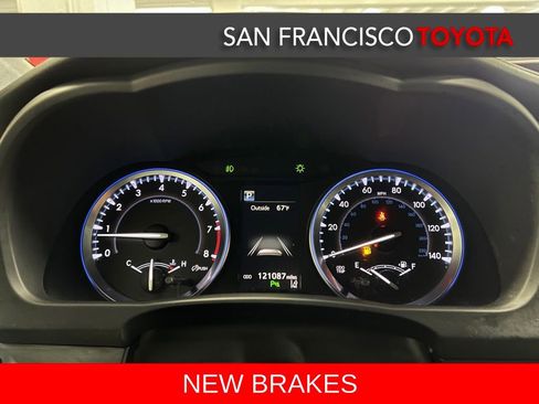 Used 2017 Toyota Highlander Limited AWD/4WD image 35