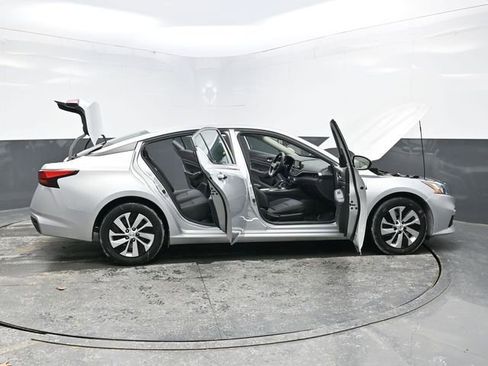 Used 2021 Nissan Altima 2.5 S image 42