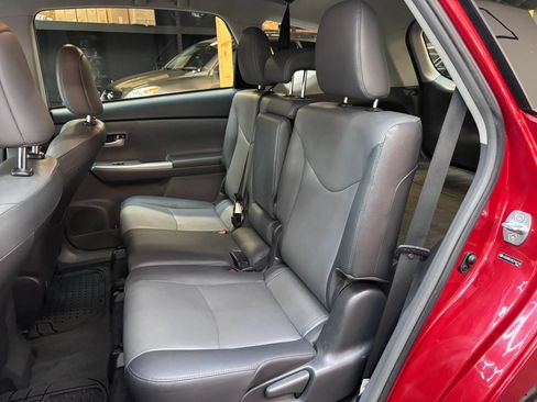 Used 2012 Toyota Prius V Five FWD image 21