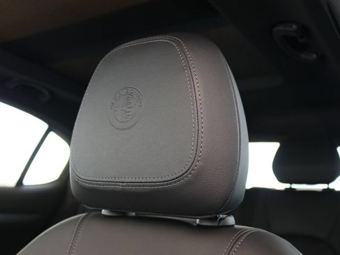 New 2025 Alfa Romeo Stelvio Sprint AWD/4WD image 25