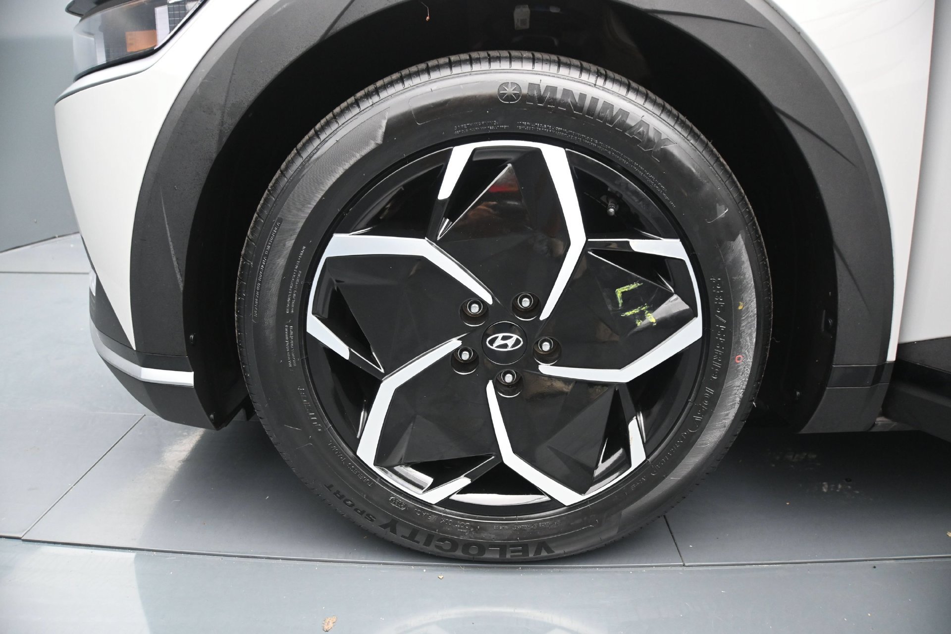 Certified 2024 Hyundai Ioniq 5 SEL AWD/4WD image 25