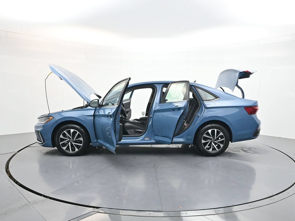 Used 2025 Volkswagen Jetta S FWD image 43