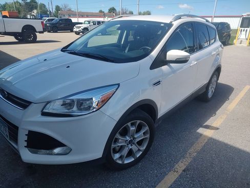 Used 2016 Ford Escape Titanium AWD/4WD image 7