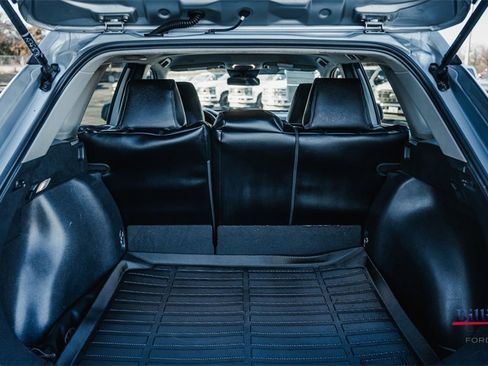 Used 2023 Toyota Corolla Cross LE image 8