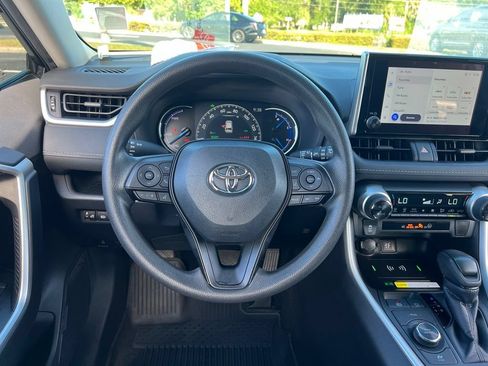 Certified 2024 Toyota RAV4 XLE AWD/4WD image 15