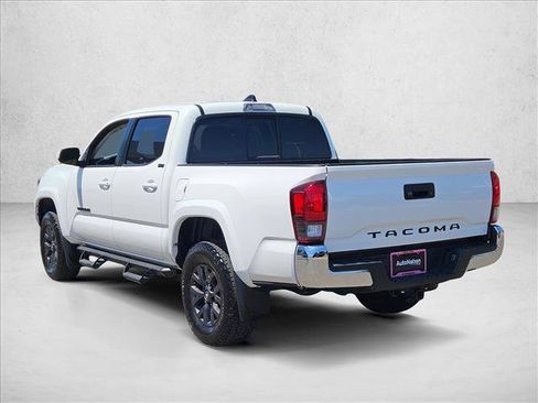 Used 2022 Toyota Tacoma SR5 w/ SR5 Appearance Package (SM) RWD image 7