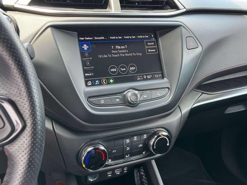 Certified 2022 Chevrolet TrailBlazer RS FWD image 32
