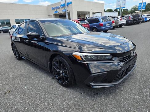 Used 2024 Honda Civic Sport image 3