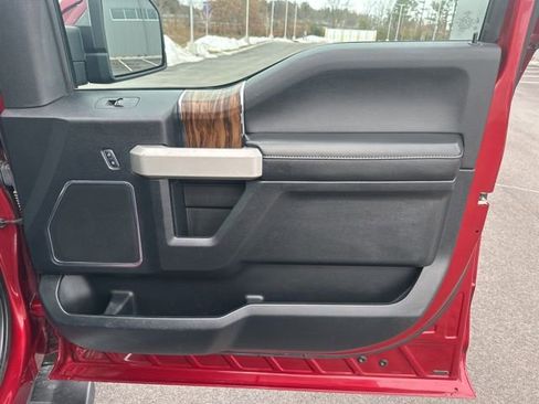 Used 2018 Ford F150 Lariat image 11