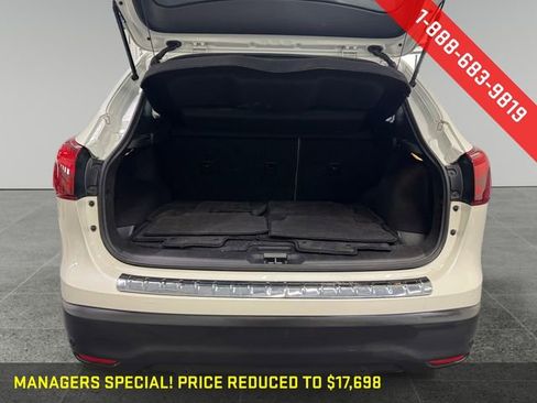 Used 2019 Nissan Rogue Sport SL w/ Premium Package image 15