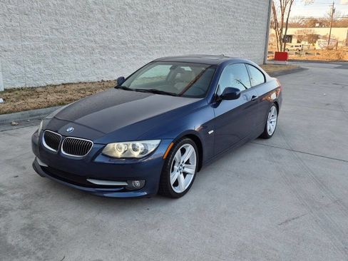 Used 2011 BMW 328i Coupe image 2