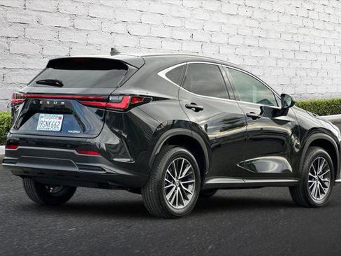 Certified 2024 Lexus NX 250 FWD image 4