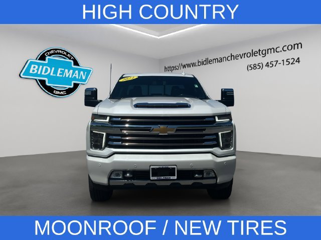 Used 2022 Chevrolet Silverado 3500 High Country w/ Safety Package II AWD/4WD image 2