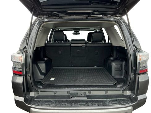Used 2019 Toyota 4Runner TRD Off-Road Premium AWD/4WD image 24