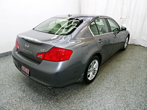 Used 2010 INFINITI G37 x Sedan AWD/4WD image 6