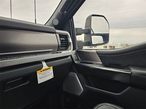 New 2026 Ford F250 Platinum w/ Tremor Off-Road Package image 27