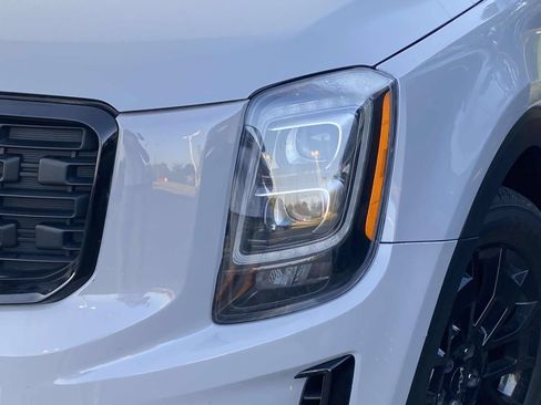 Used 2022 Kia Telluride SX w/ SX Prestige Package AWD/4WD image 5