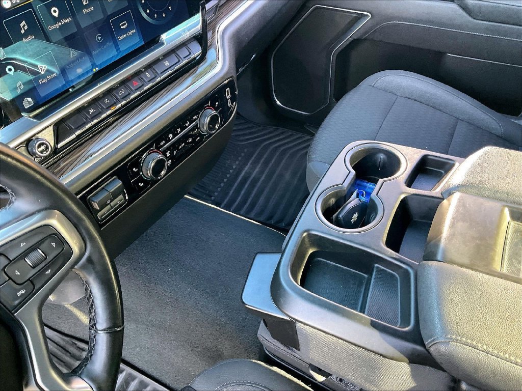 Used 2025 Chevrolet Silverado 1500 LT AWD/4WD image 19
