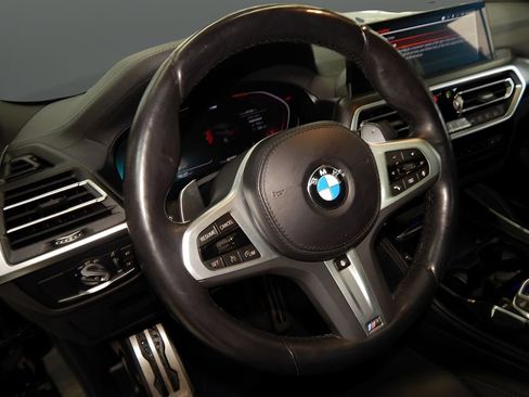 Used 2024 BMW X4 xDrive30i w/ Premium Package AWD/4WD image 12