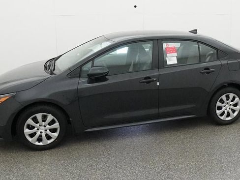 New 2026 Toyota Corolla LE FWD image 4