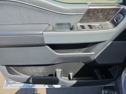 Used 2022 Ford F150 Lariat AWD/4WD image 11