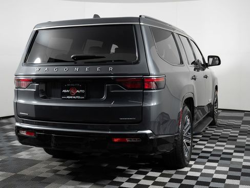 Used 2022 Jeep Wagoneer Series III image 6