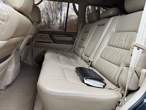 Used 2002 Lexus LX 470 4WD image 36