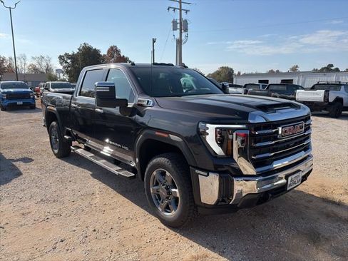 New 2026 GMC Sierra 2500 SLT w/ SLT Premium Package image 8