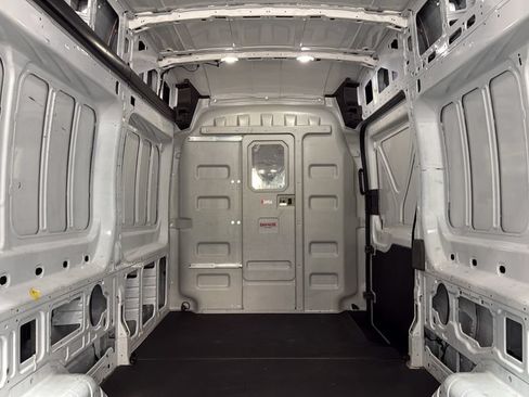 Used 2022 Ford Transit 350 148 High Roof RWD image 7
