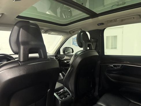 Used 2016 Volvo XC90 T6 Momentum w/ Momentum Plus Package AWD/4WD image 46
