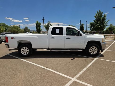 Used 2013 Chevrolet Silverado 3500 LT w/ Interior Plus Package AWD/4WD image 4