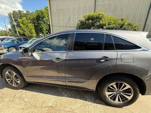Used 2017 Acura RDX FWD w/ Advance Package image 4
