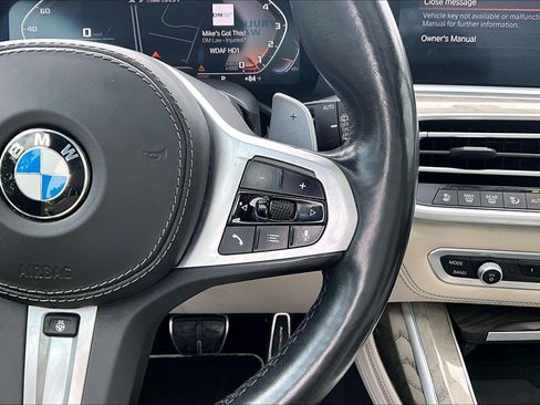 Used 2021 BMW X7 M50i AWD/4WD image 19