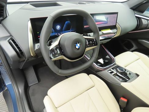 Certified 2025 BMW X3 xDrive30i w/ Premium Package image 10