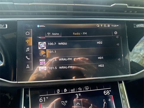 Used 2019 Audi Q8 Premium w/ Convenience Package image 16