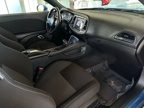 Used 2022 Dodge Challenger R/T image 15