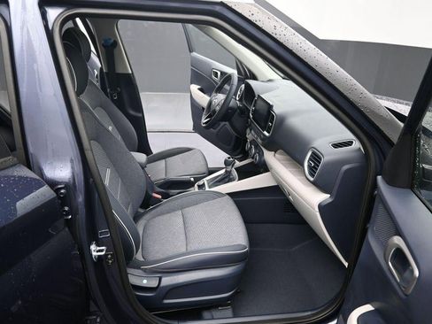New 2026 Hyundai Venue SEL FWD image 29