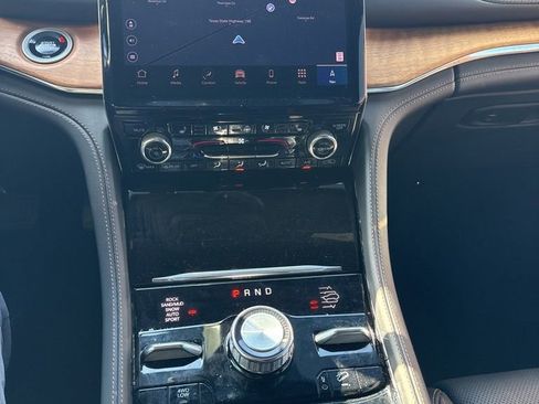 Used 2025 Jeep Grand Cherokee L Summit AWD/4WD image 29