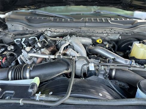 Certified 2020 Ford F350 Platinum image 27