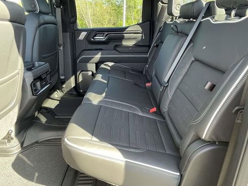 New 2026 GMC Sierra 1500 AT4X AWD/4WD image 12