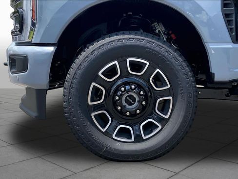 New 2026 Ford F250 Platinum AWD/4WD image 12