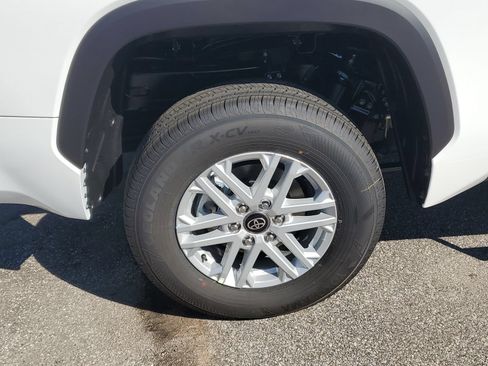 New 2026 Toyota Tundra SR5 AWD/4WD image 5