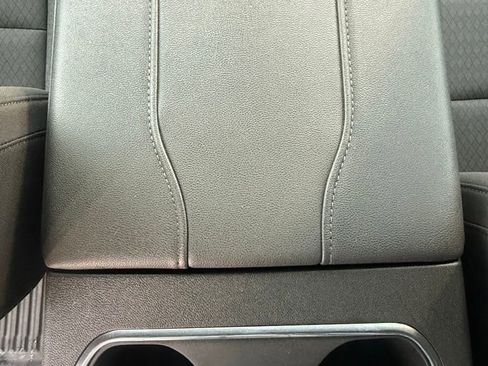 Used 2023 Chevrolet Silverado 1500 LT w/ Z71 Off-Road Package image 20