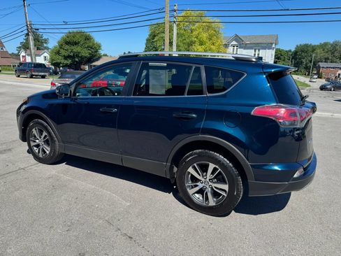 Used 2017 Toyota RAV4 XLE w/ Plus Special Value Package AWD/4WD image 8
