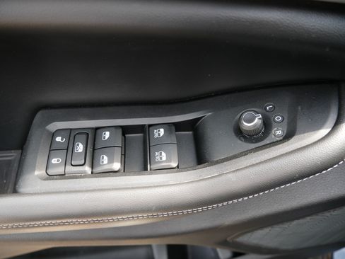 Used 2023 Jeep Grand Cherokee L Limited AWD/4WD image 20