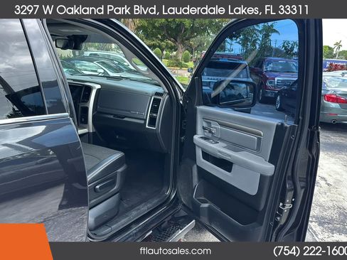 Used 2018 RAM 1500 Lone Star image 44